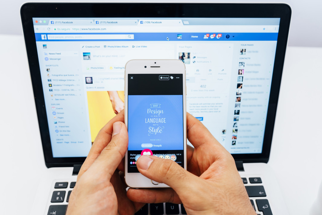 Using AI Tools to Create Facebook Ads